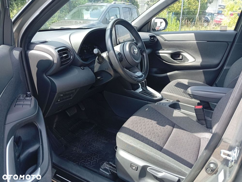 Toyota Yaris Cross Hybrid 1.5 Comfort - 16