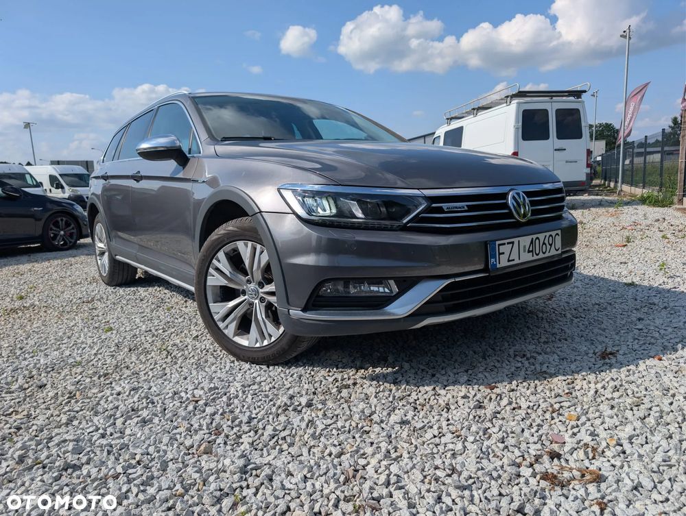 Volkswagen Passat Alltrack - 18