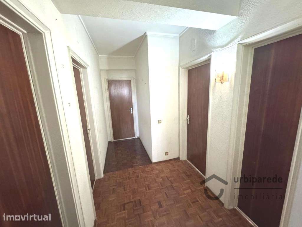 Apartamento T4 Bairro Augusto de Castro Oeiras. - Grande imagem: 2/26