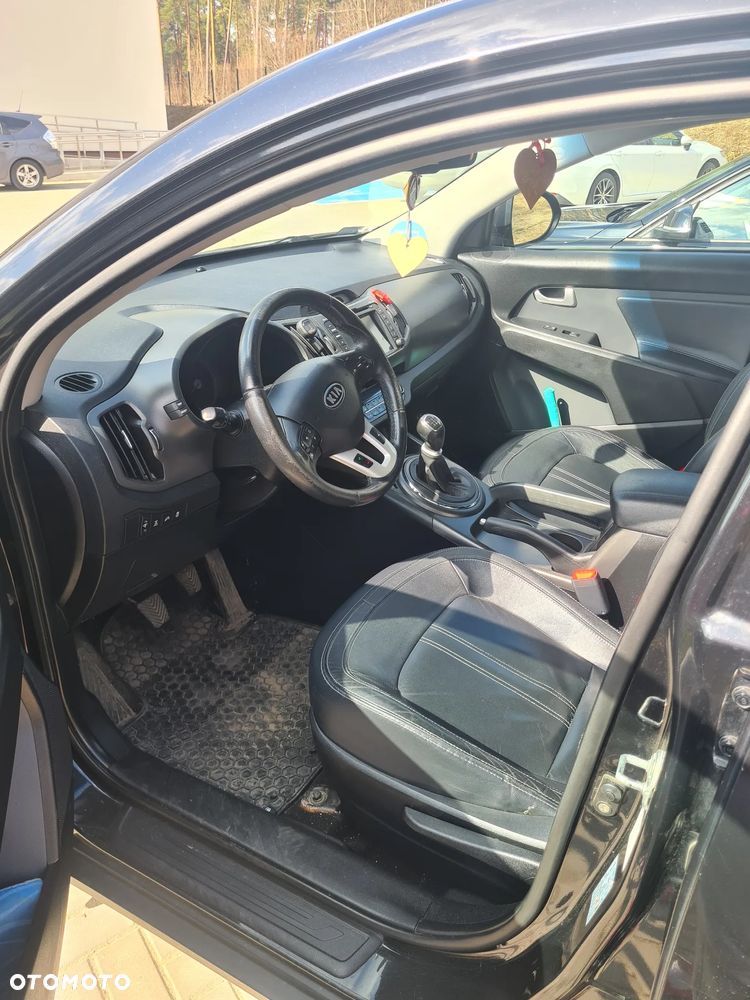 Kia Sportage 2.0 CRDI XL - 3