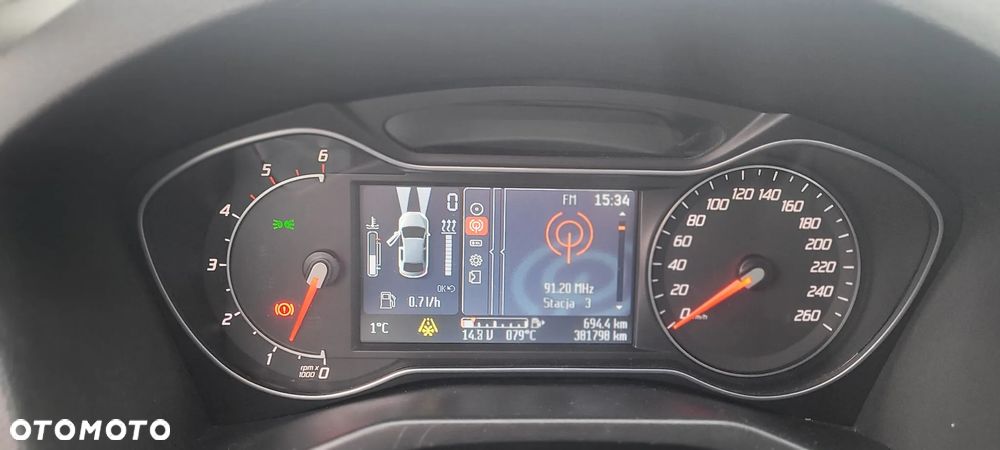 Ford Mondeo 2.0 TDCi Ambiente - 4