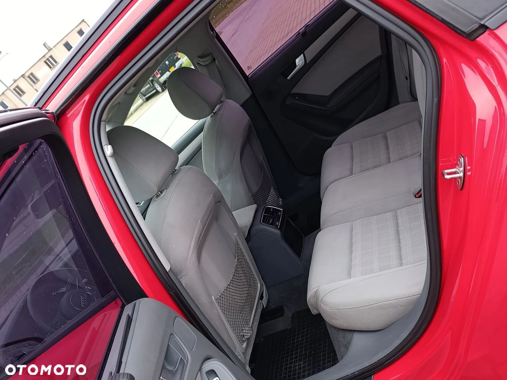 Audi A4 Avant 2.0 TDI Multitronic - 26