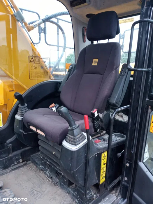 JCB JS220LC - 5