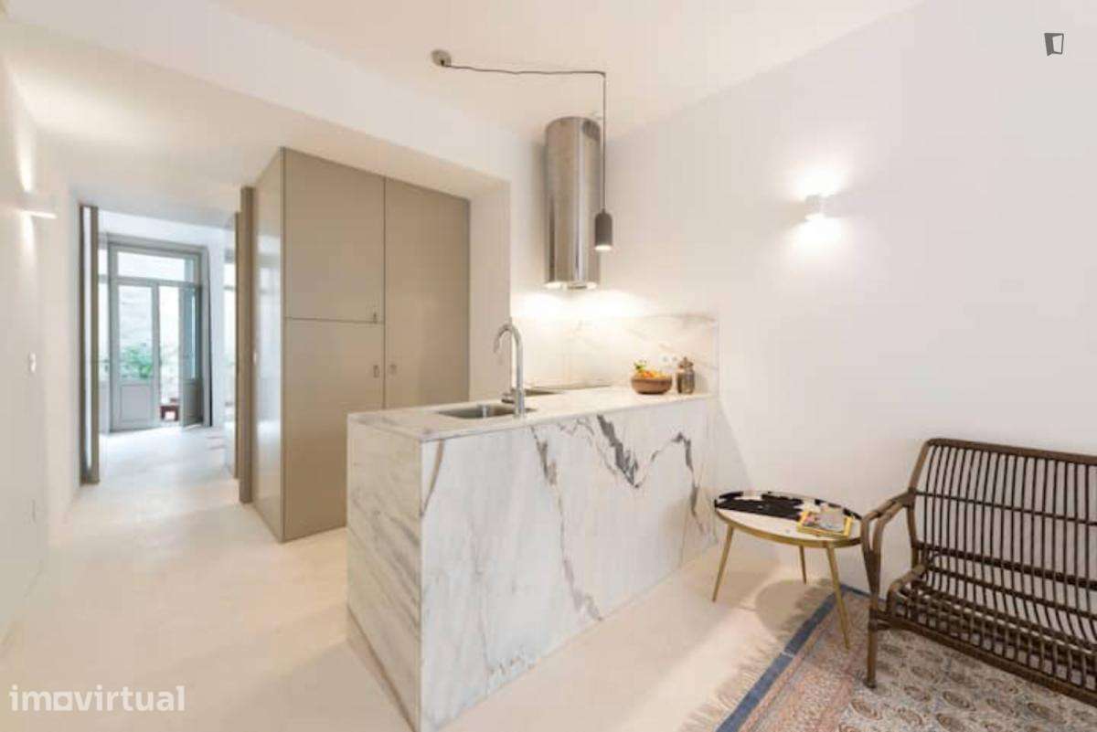 Apartamento com 1 quartos - localizado em Santo Ildefonso Porto - Grande imagem: 4/34
