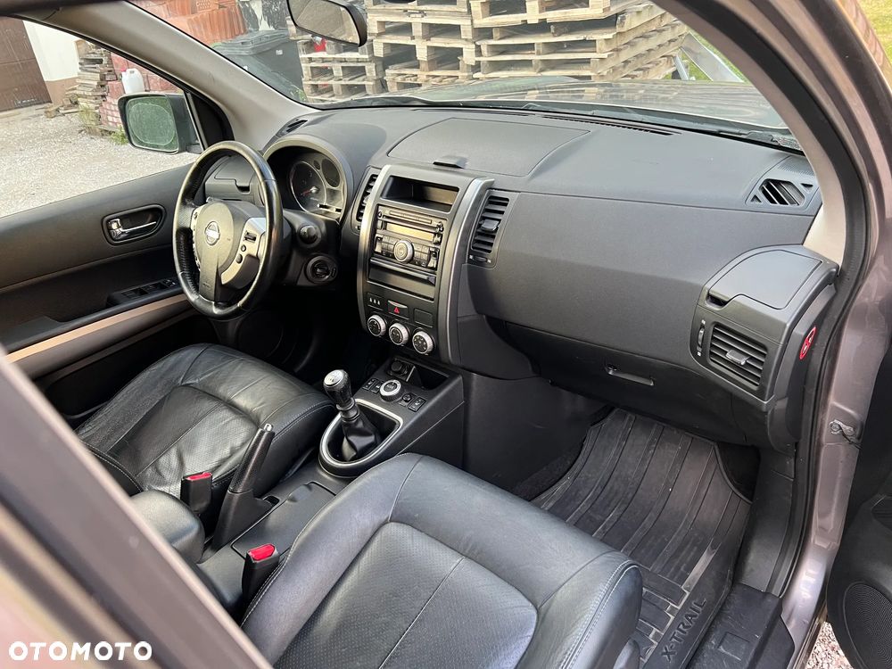 Nissan X-Trail 2.0 dCi SE - 18