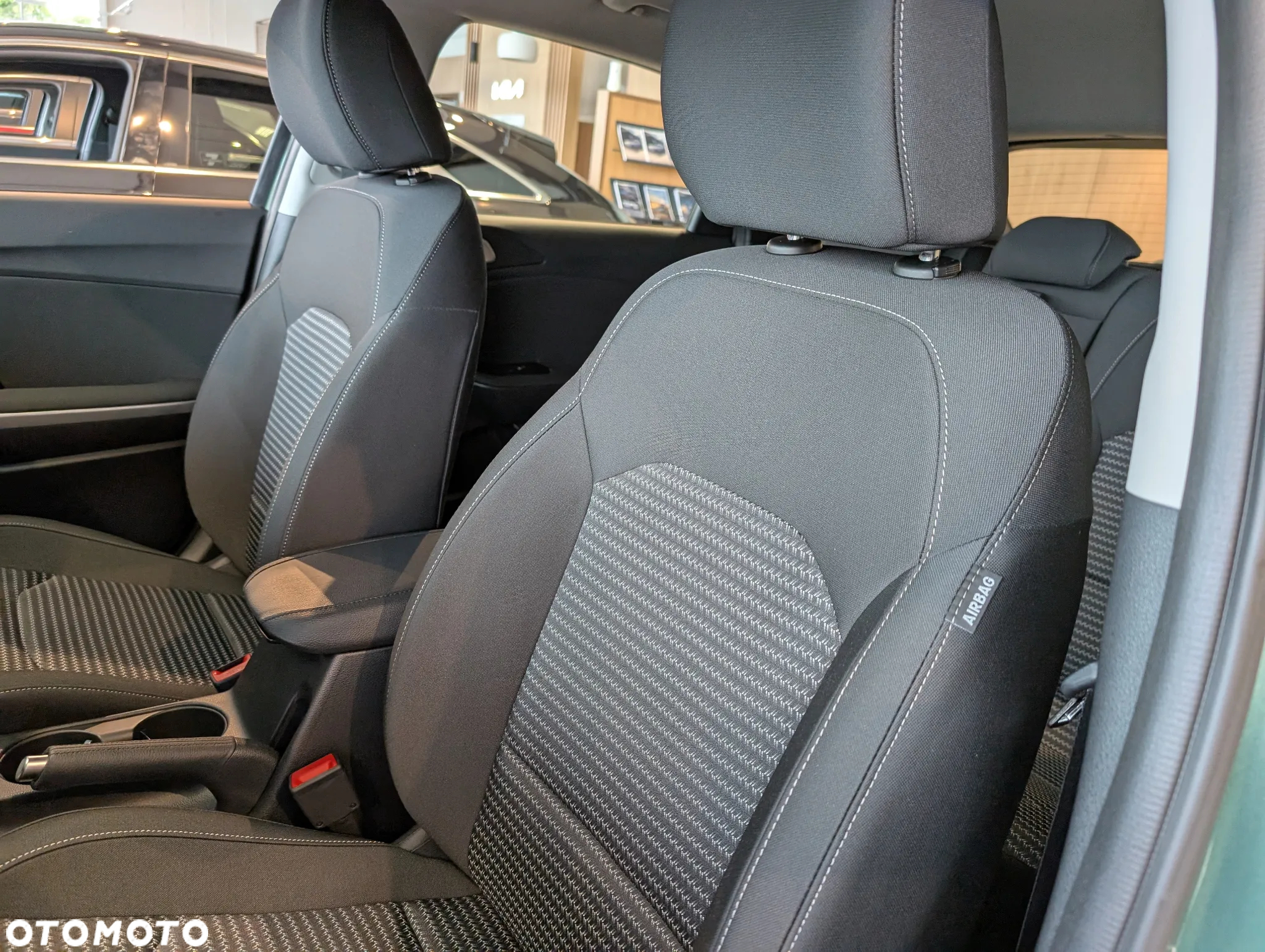 Kia Ceed 1.5 T-GDI M - 16