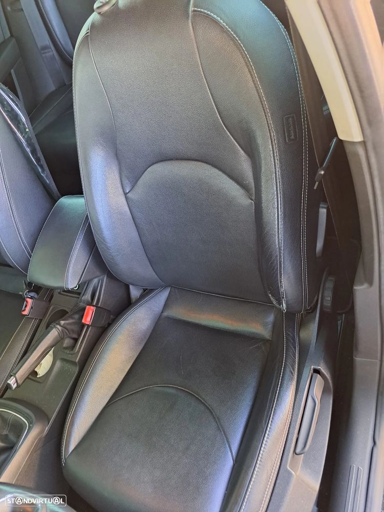 SEAT Leon 1.6 TDI S&S FR - 13