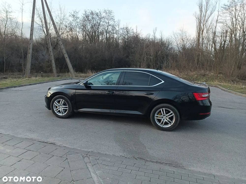 Skoda Superb 1.6 TDI Style - 3