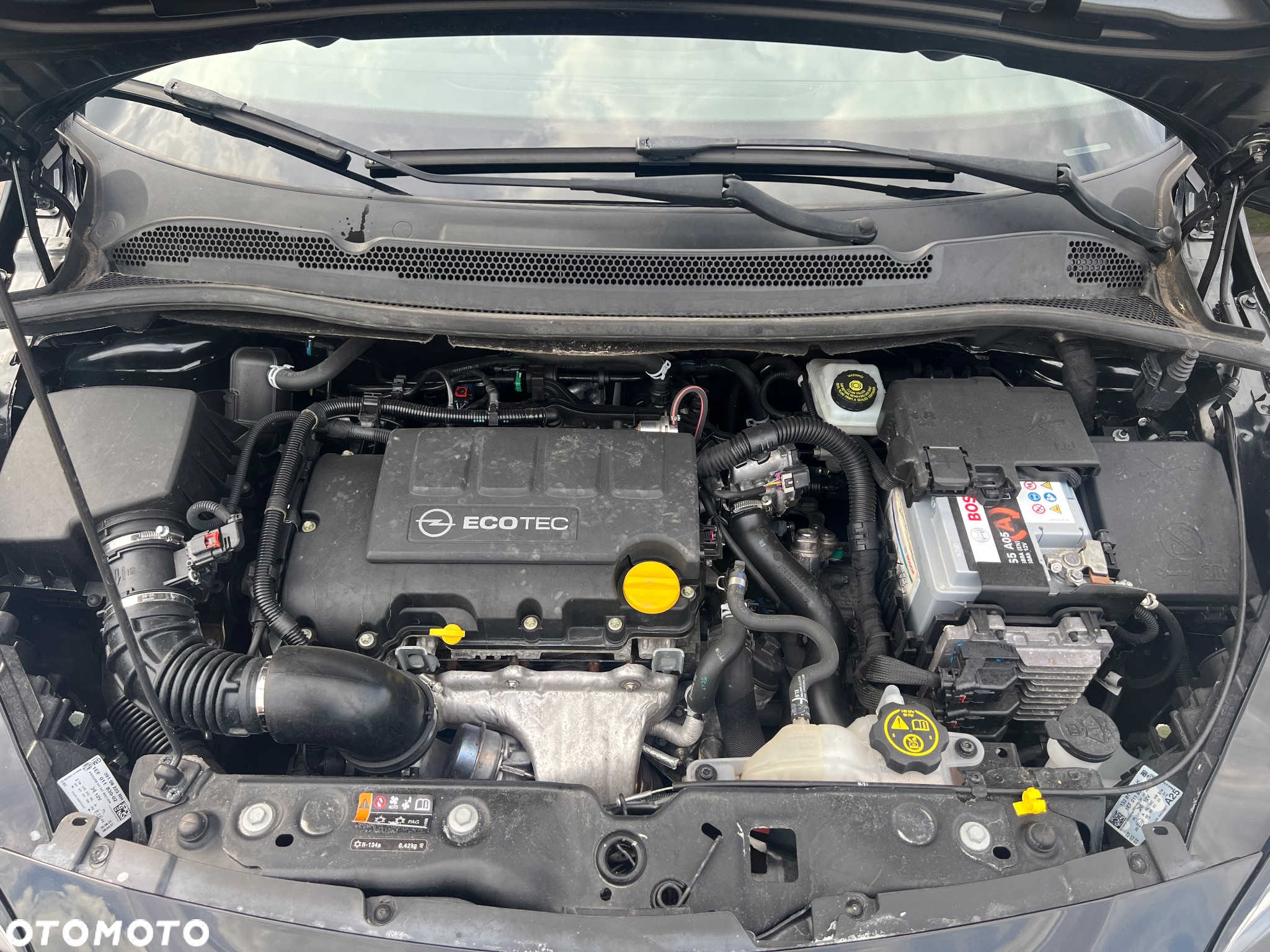 Opel Corsa 1.4 16V Cosmo - 37