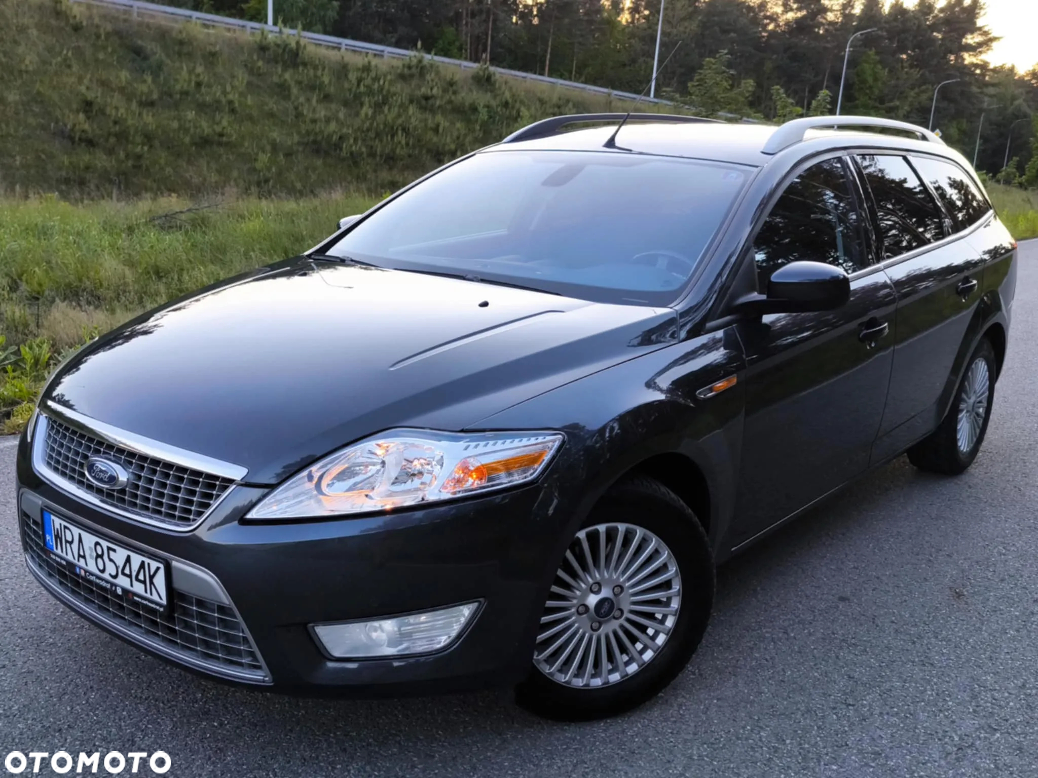 Ford Mondeo 2.0 FF Ghia - 20