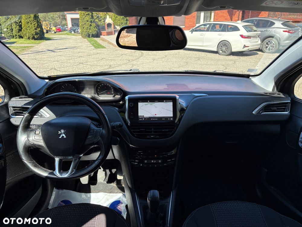 Peugeot 208 PureTech 82 Start & Stop Allure - 14