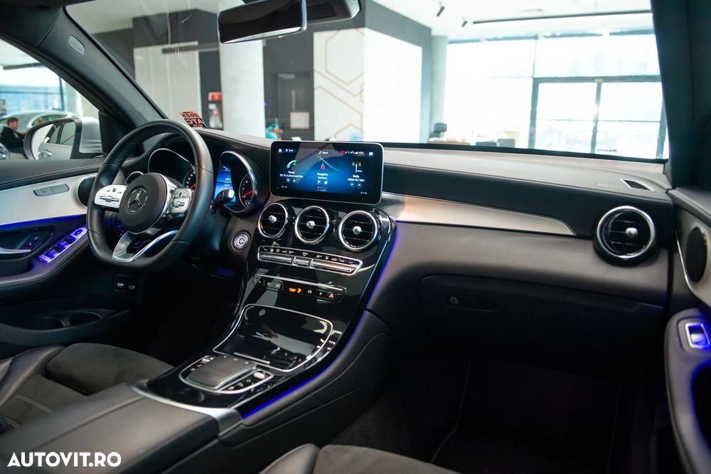 Mercedes-Benz GLC Coupe 300 e 4MATIC - 31