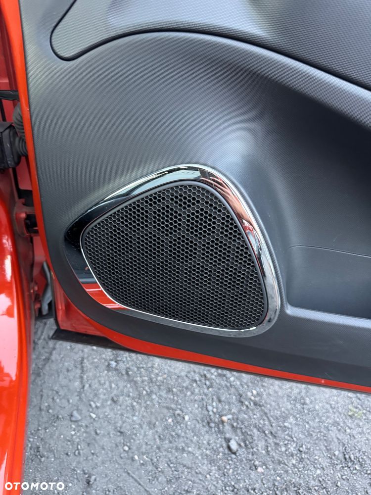 Renault Captur - 23