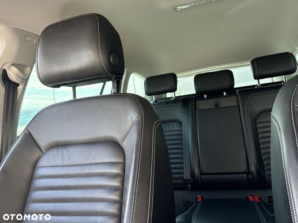 Volkswagen Passat Variant 1.5 TSI EVO Elegance DSG - 13