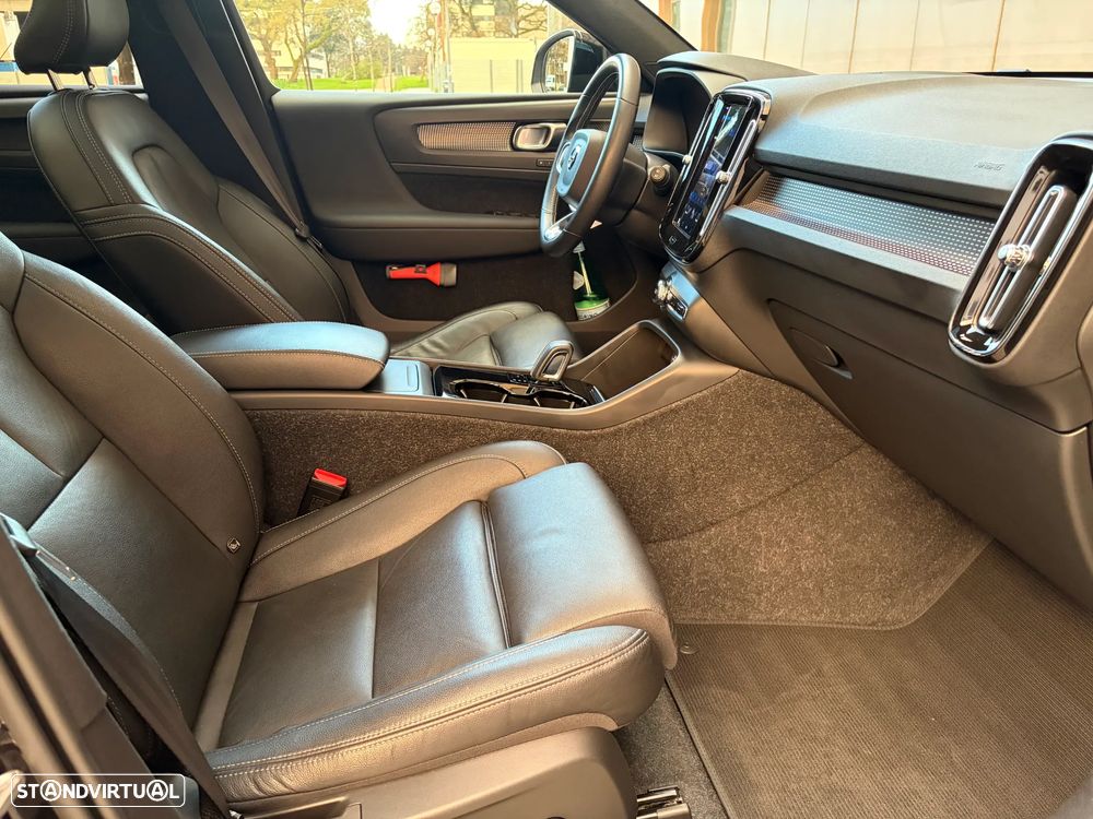 Volvo XC 40 P8 AWD Recharge RDesign - 26