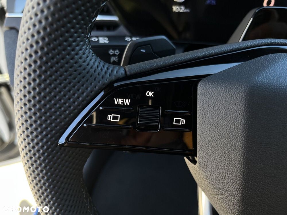 Audi Q6 e-tron - 31