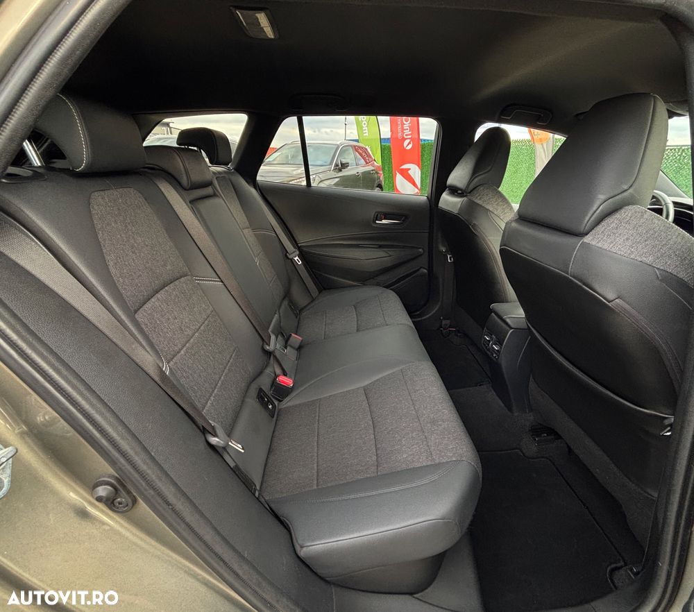 Toyota Corolla 1.8 Hybrid Touring Sports Business Edition - 15