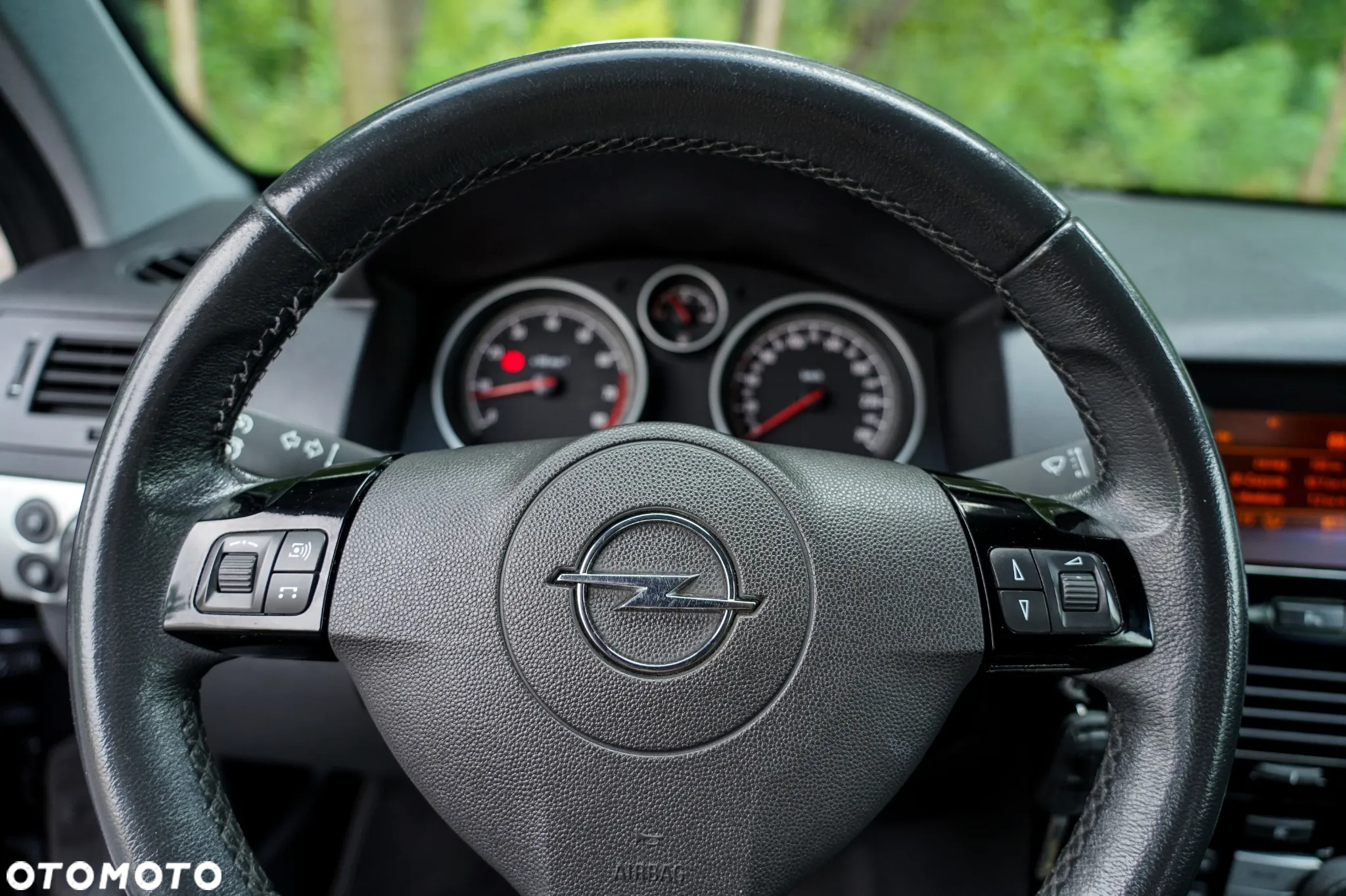 Opel Astra GTC 1.4 Active - 35