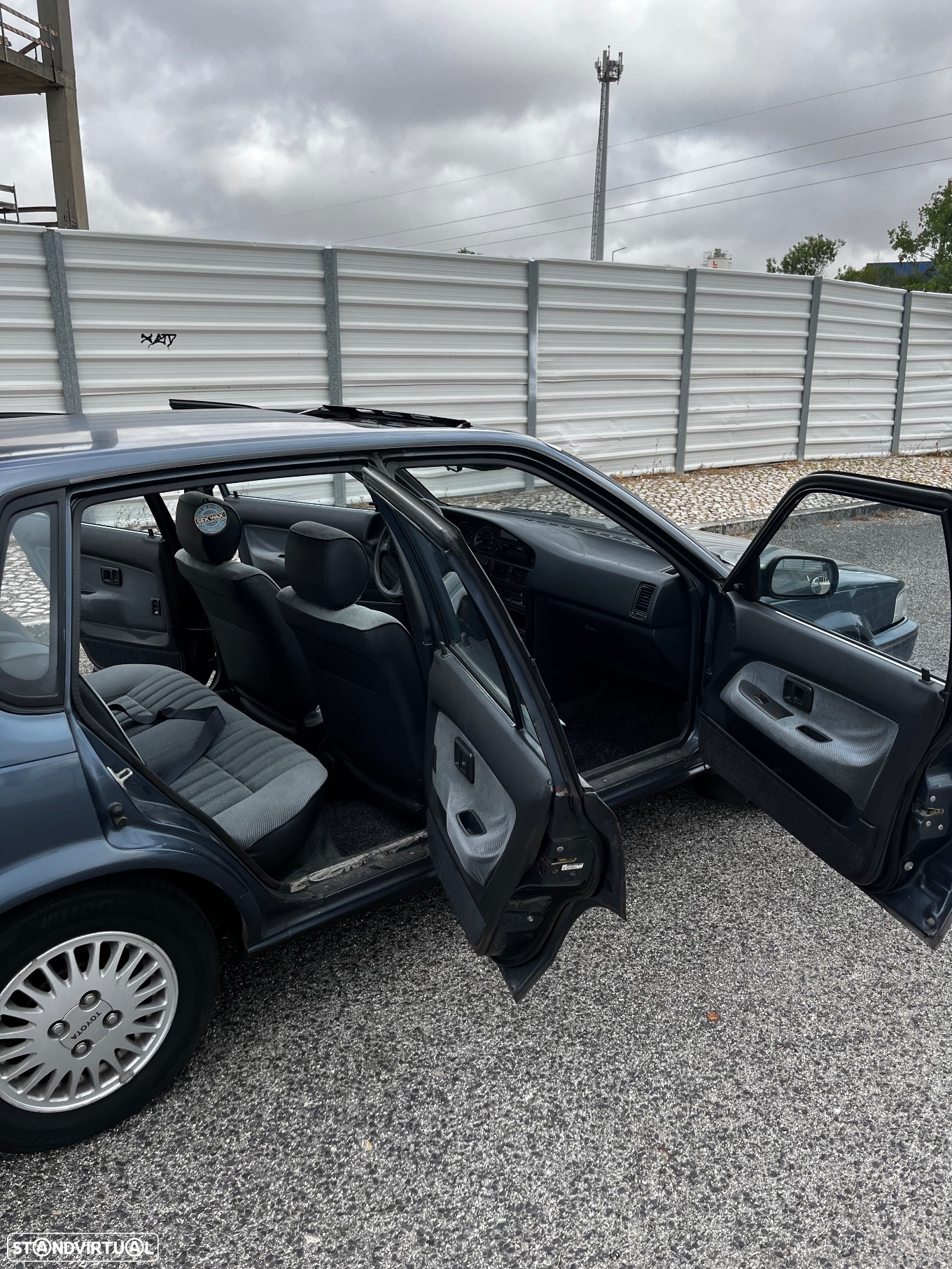 Toyota Corolla Hatchback 1.3 12v - 13