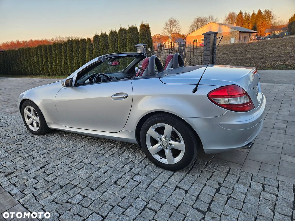 Mercedes-Benz SLK 300 Sport Edition - 15