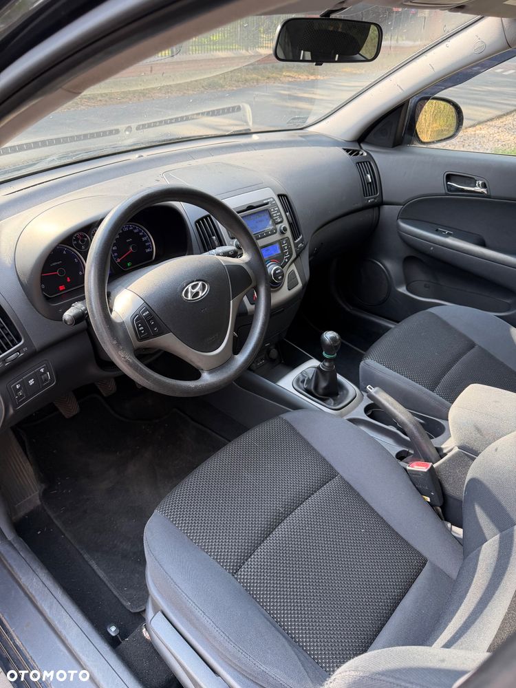 Hyundai i30 1.6 CRDi Comfort - 11