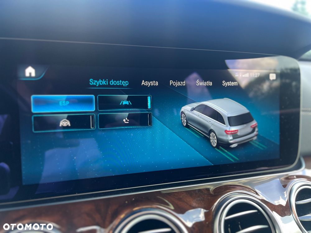 Mercedes-Benz Klasa E 220 d 4-Matic Avantgarde - 22