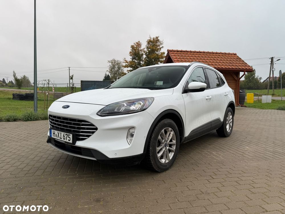 Ford Kuga - 1