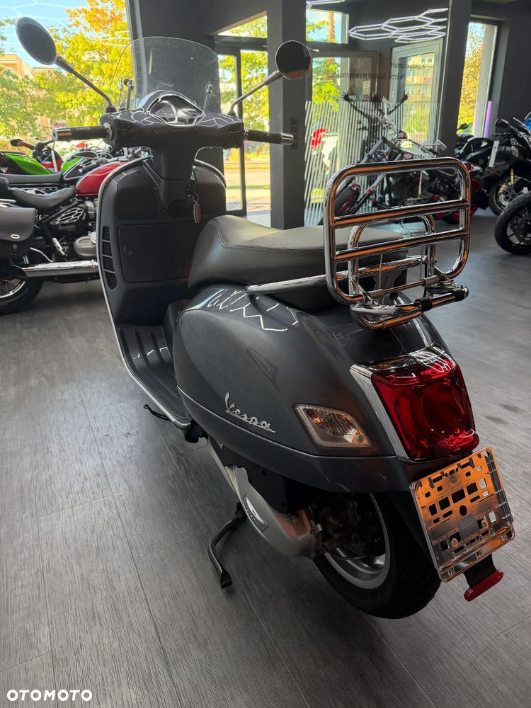Vespa GTS - 6