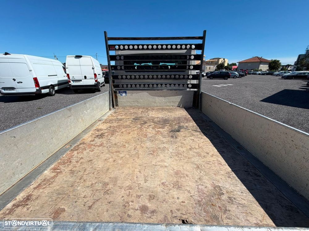 VW Crafter 2.0 TDI CD Longo - 10