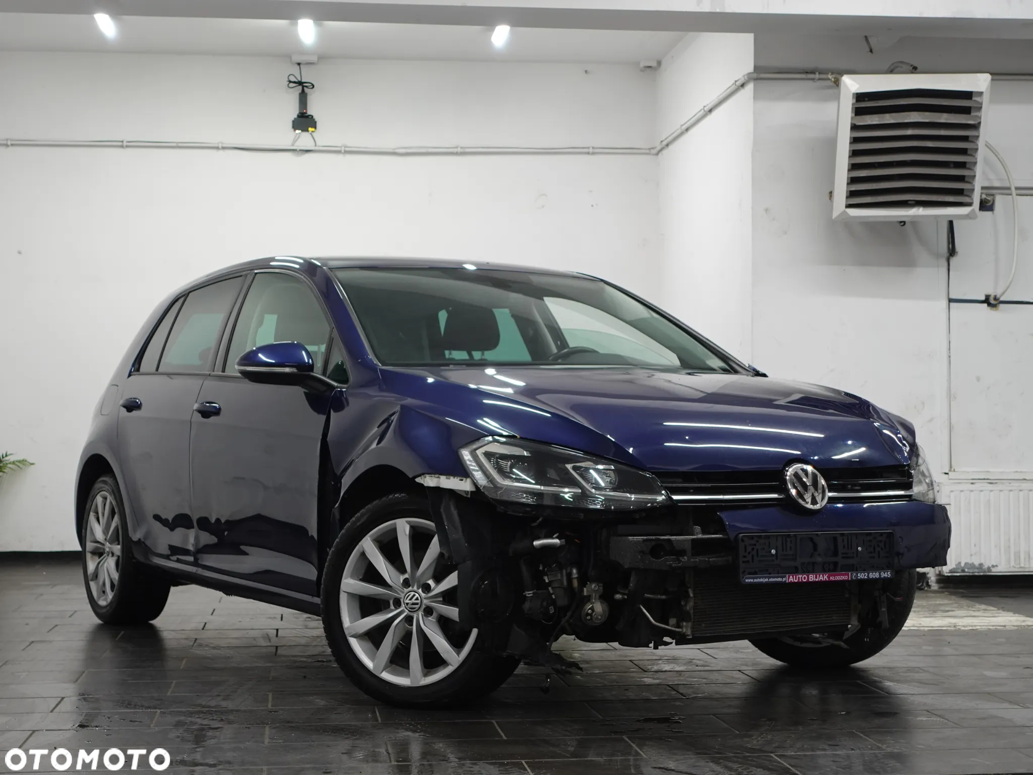 Volkswagen Golf 2.0 TDI SCR Highline - 12