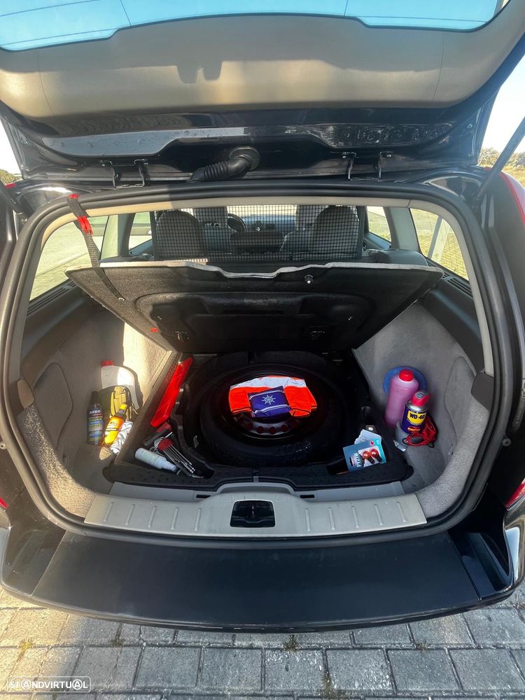 Volvo V50 1.6 D Nível 3 - 25