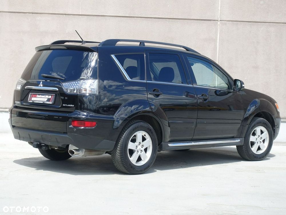 Mitsubishi Outlander 2.4 4WD Invite - 11