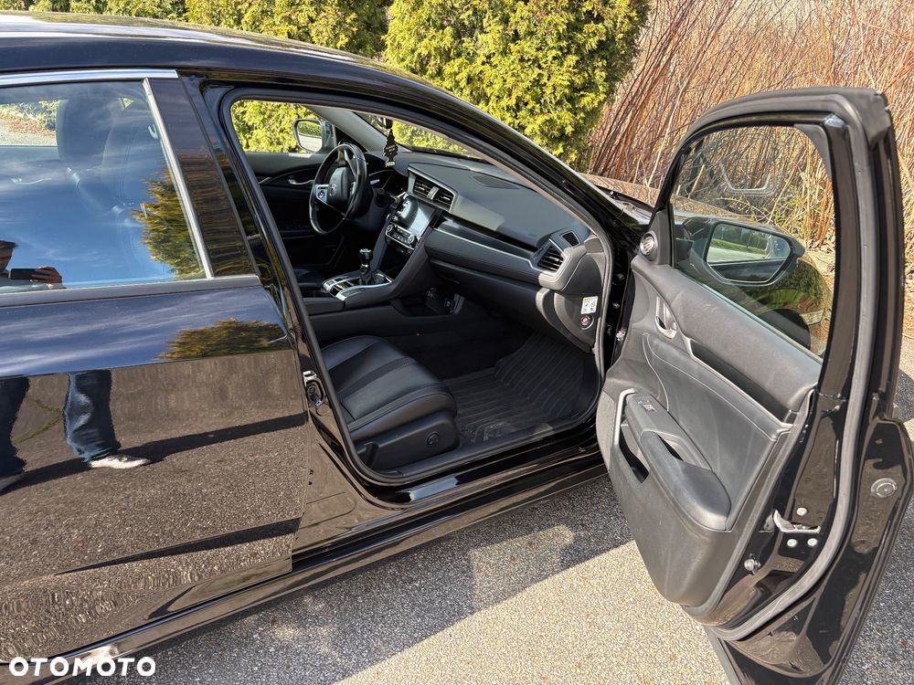 Honda Civic 1.5 T Executive - 15