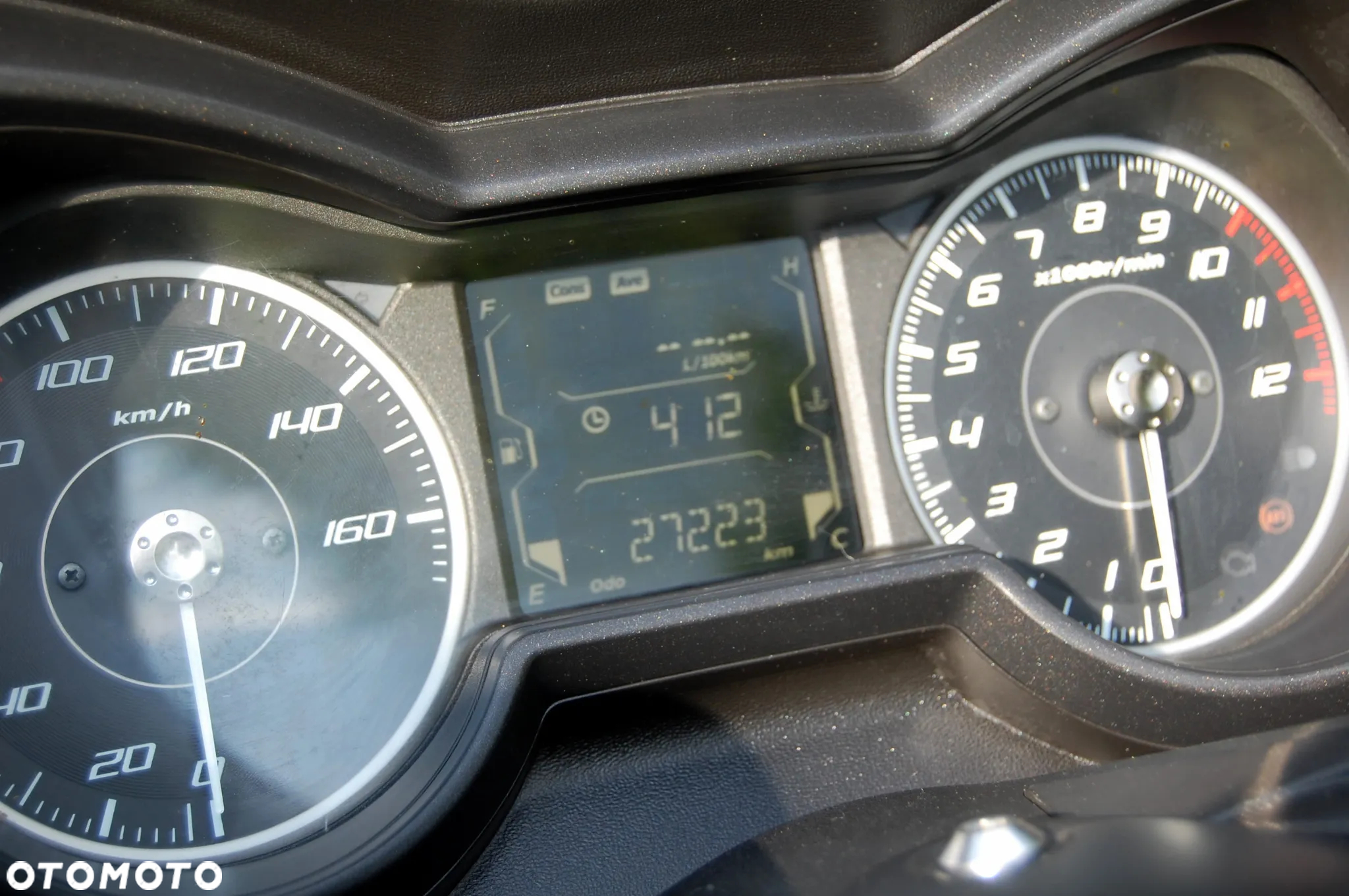 Yamaha X-max - 10