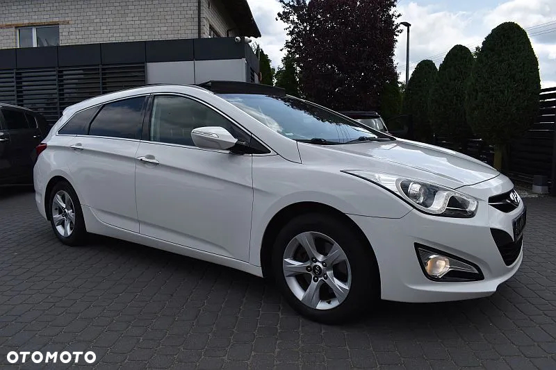 Hyundai i40 i40cw 2.0 Premium - 26