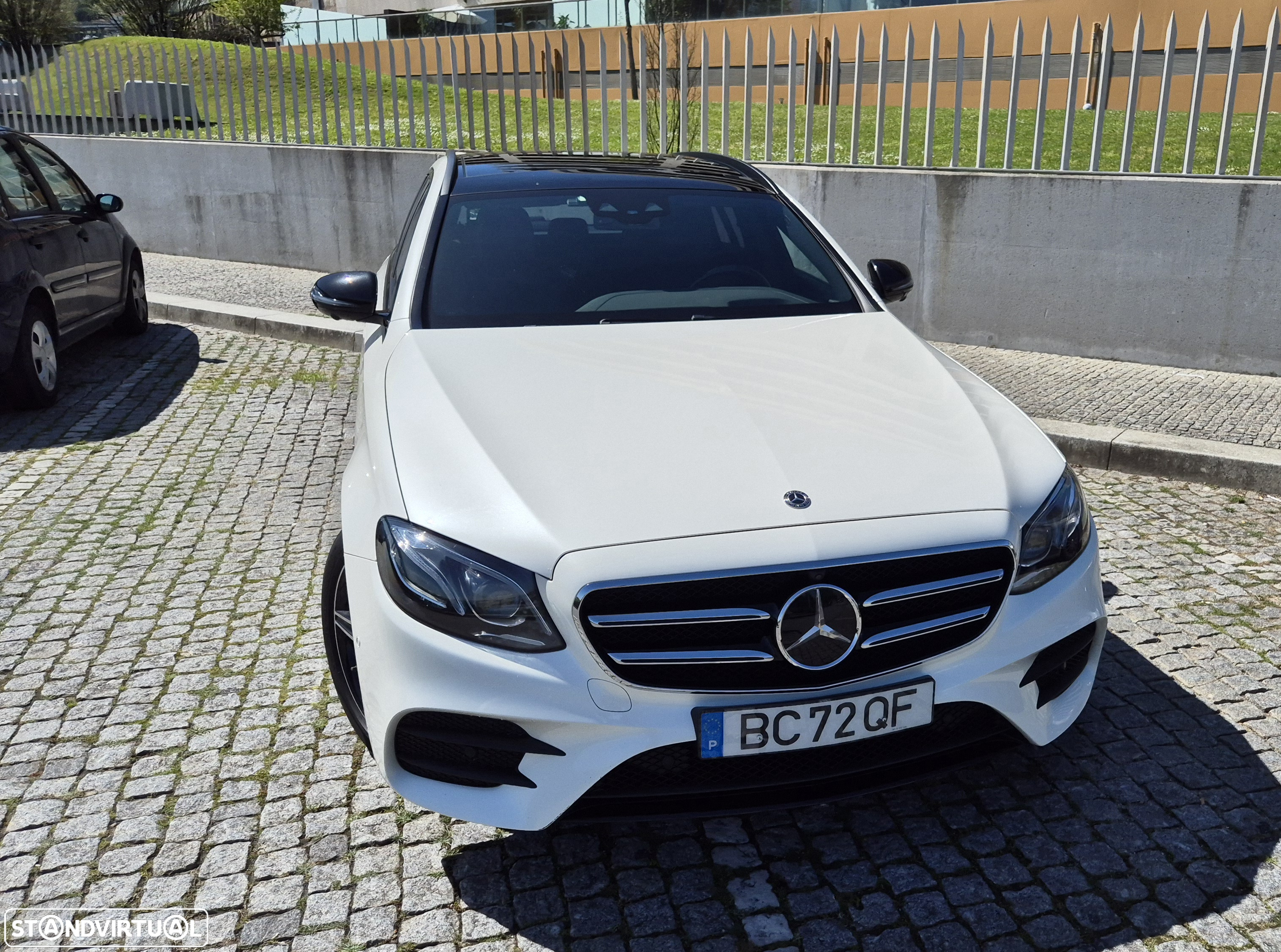 Mercedes-Benz E 300 de AMG Line - 4