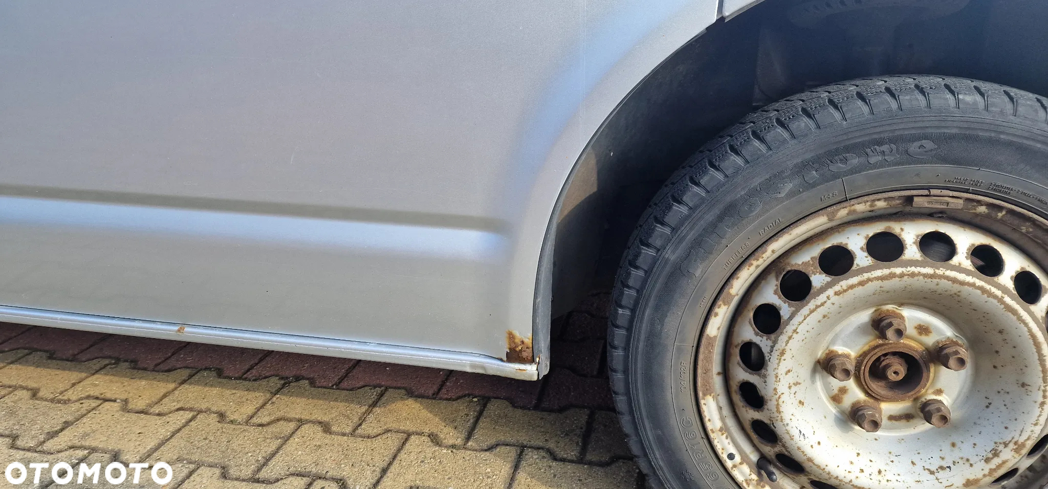 Volkswagen Caravelle - 15