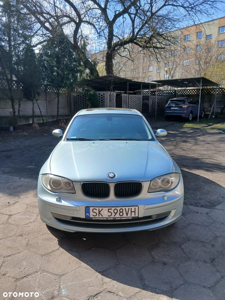 BMW Seria 1 120I