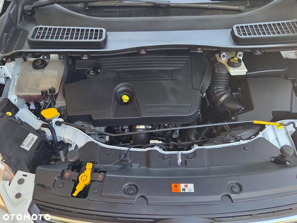 Ford Kuga 2.0 TDCi 4x4 Trend - 38