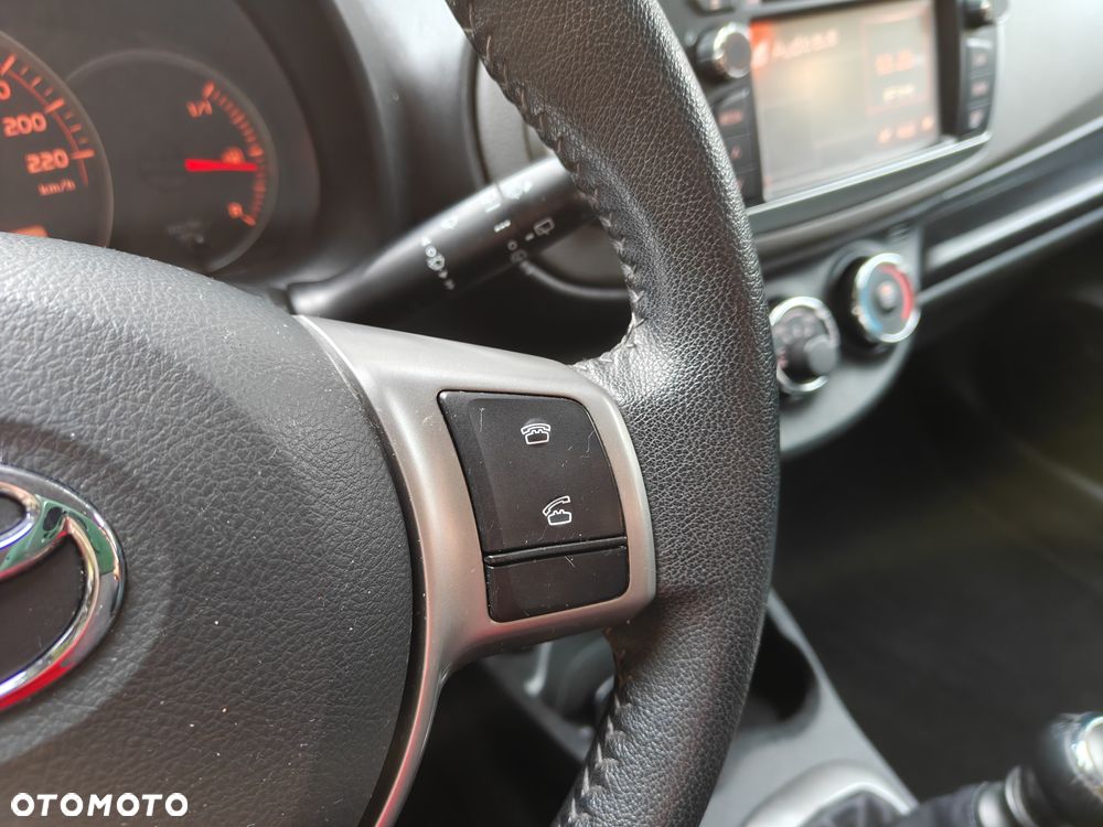 Toyota Yaris - 22