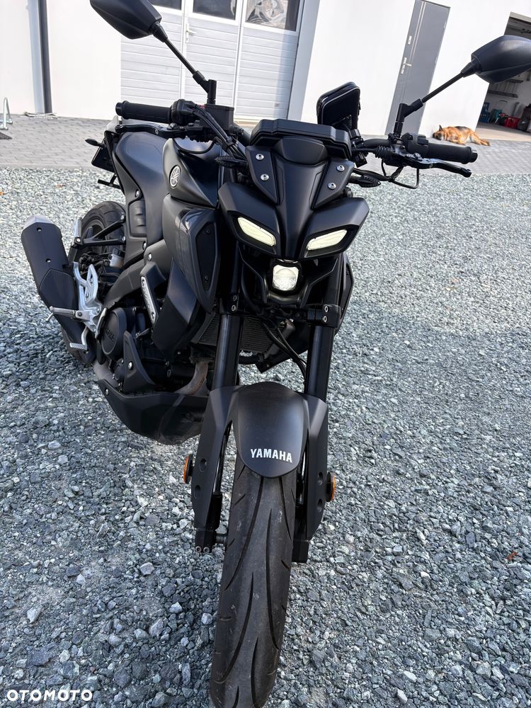 Yamaha MT - 8