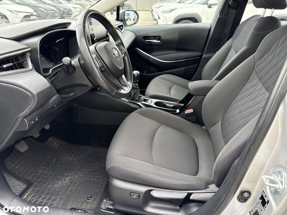 Toyota Corolla 1.6 Comfort - 13