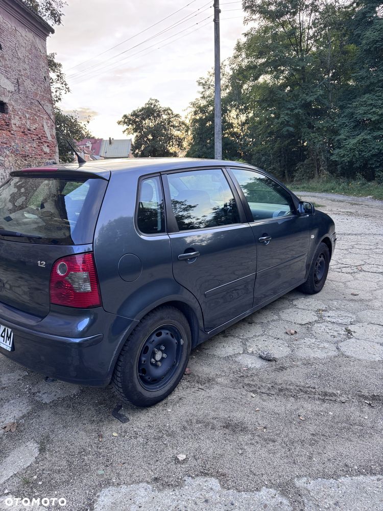 Volkswagen Polo - 4