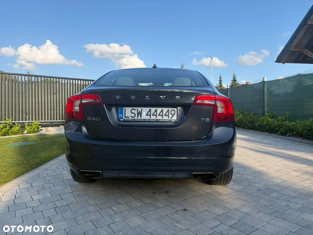 Volvo S60 - 6