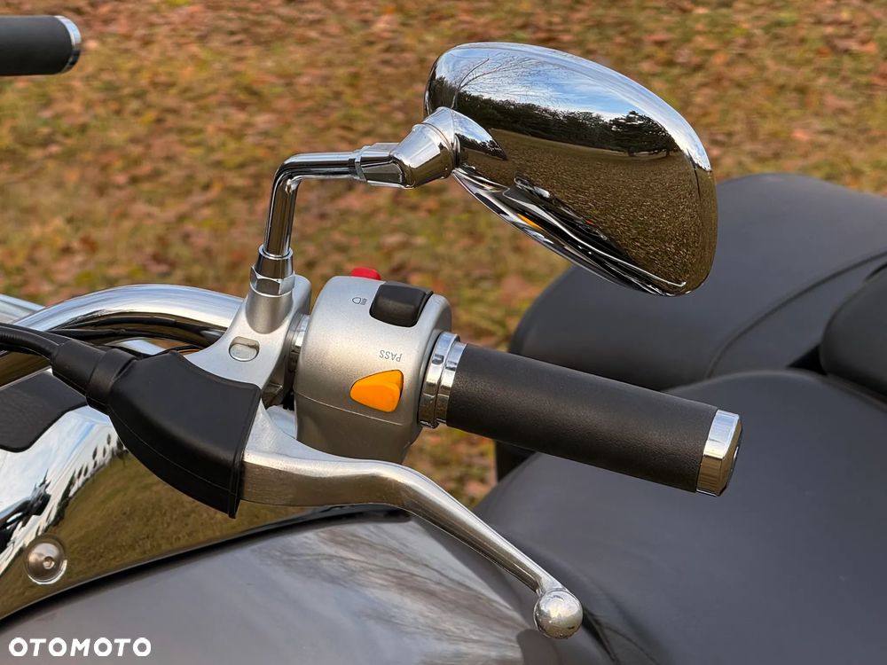 Suzuki VL 1500 Intruder LC - Boulevard C90 - 22