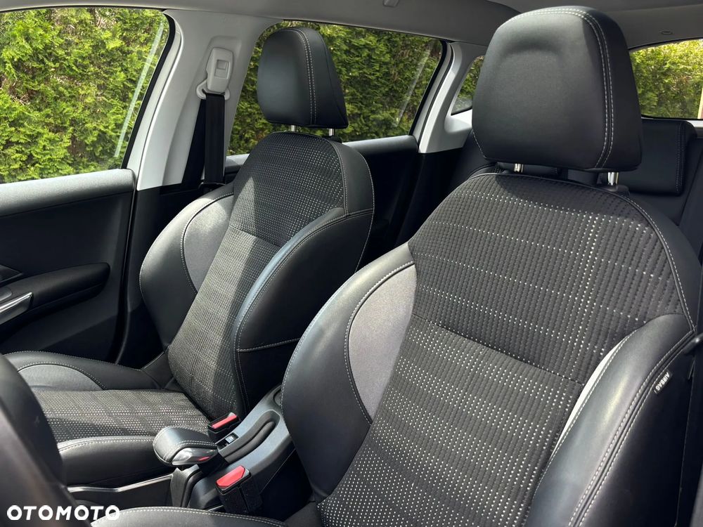 Peugeot 2008 1.6 VTi Allure - 5