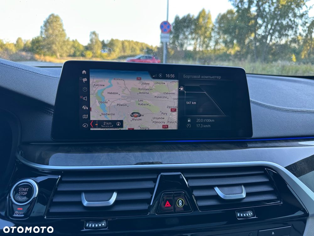 BMW Seria 5 M550i xDrive sport - 5