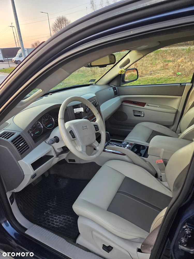 Jeep Grand Cherokee - 6