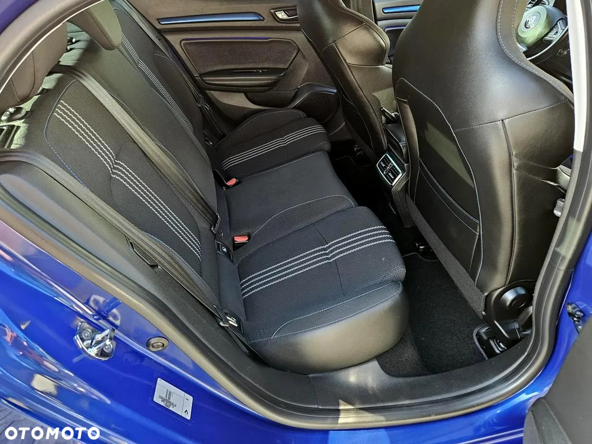 Renault Megane 1.6 TCe GT EDC - 25