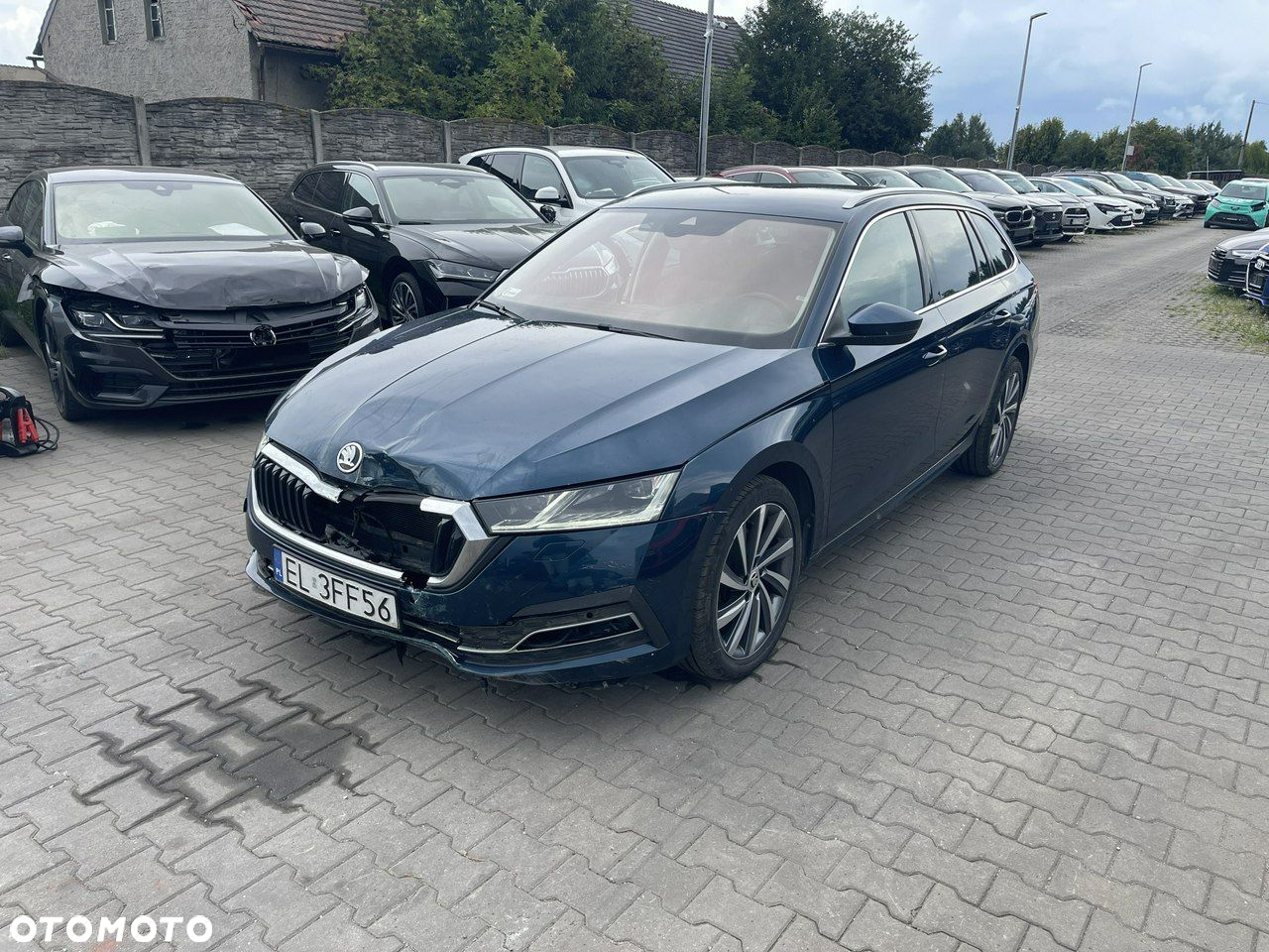 Skoda Octavia Combi 2.0 TDI DSG 4x4 RS - 2
